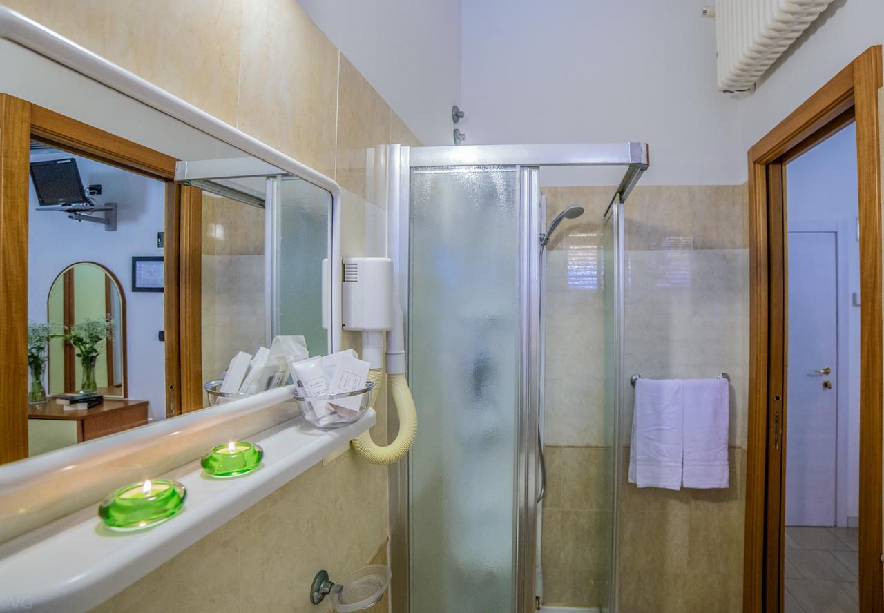 Hotel Sultano Rimini Esterno foto