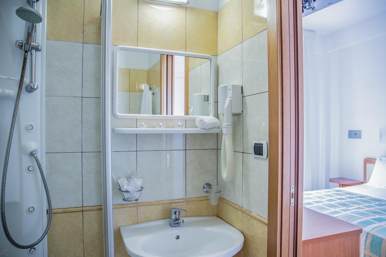 Hotel Sultano Rimini Esterno foto